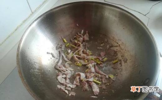 蒜苗炒肉丝的做法