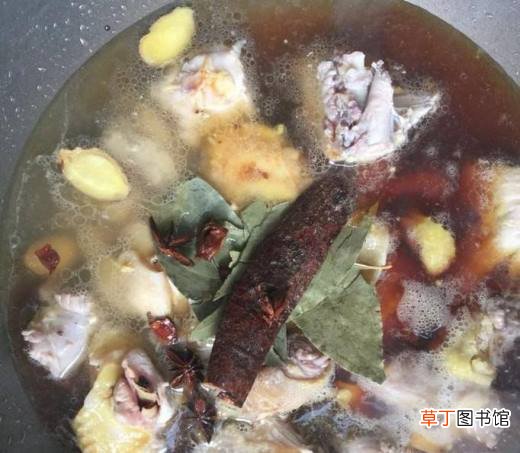 如何做卤鸡肉？
