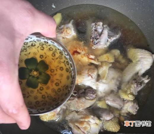 如何做卤鸡肉？