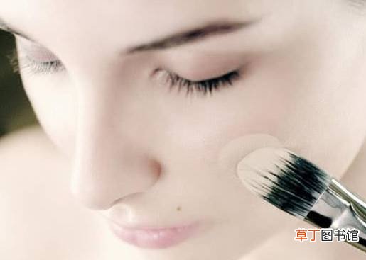 现在化妆都不涂睫毛膏了吗