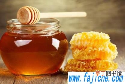 宝宝不能吃蜂蜜的原因 2岁儿童可以喝蜂蜜水吗
