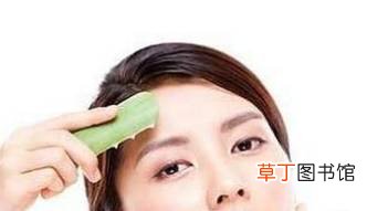 额头皮肤特别粗糙怎么办