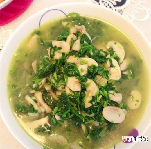 荠菜炒蘑菇片的家常做法