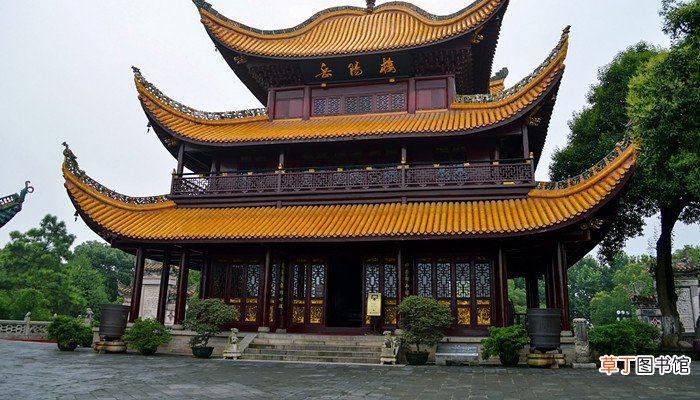 居庙堂之高则忧其民的其是什么意思 居庙堂之高则忧其民的其的意思