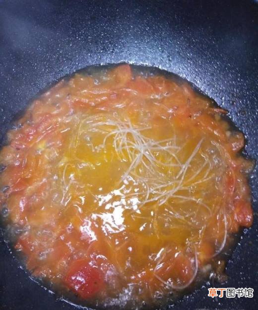 怎样做美味的番茄粉丝汤？
