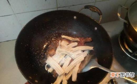 腐竹焖鸭肉的家常做法