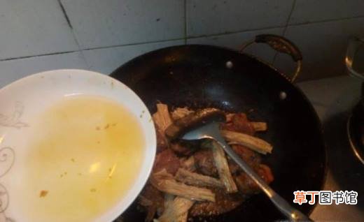 腐竹焖鸭肉的家常做法