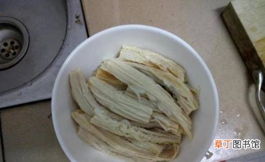 腐竹焖鸭肉的家常做法