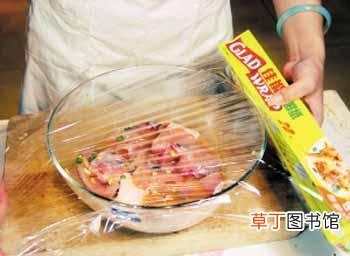 保鲜膜能用微波炉加热吗？微波炉加热保鲜膜有毒吗