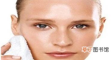 脸出油有什么方法解决吗
