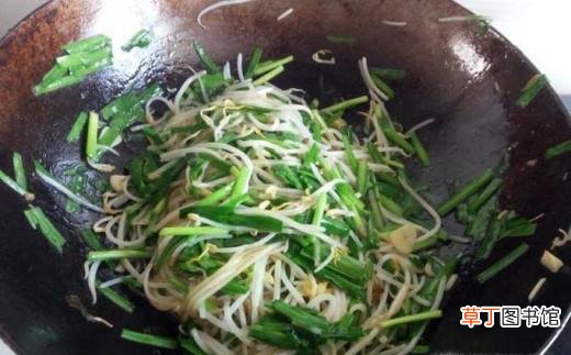 绿豆芽韭菜炒粉的家常做法