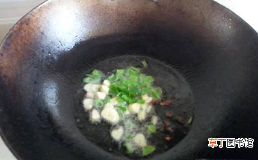 绿豆芽韭菜炒粉的家常做法