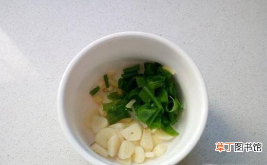 绿豆芽韭菜炒粉的家常做法