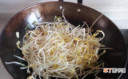 绿豆芽韭菜炒粉的家常做法