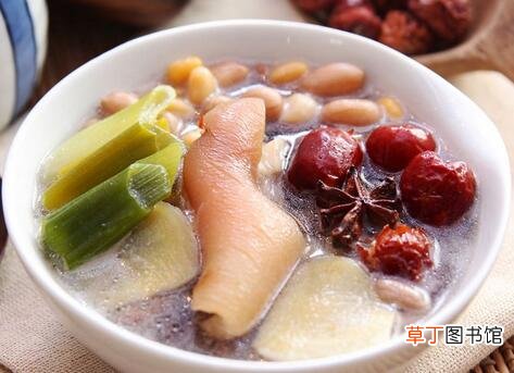 怎么去除手上的皱纹 去除手上的皱纹吃什么食物好
