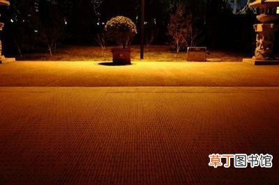 家里有小孩子晚上回家晚怎么办 家里有小孩晚回家禁忌
