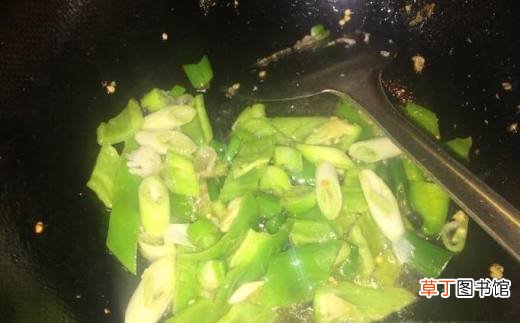 蛋炒饭怎么炒好吃？
