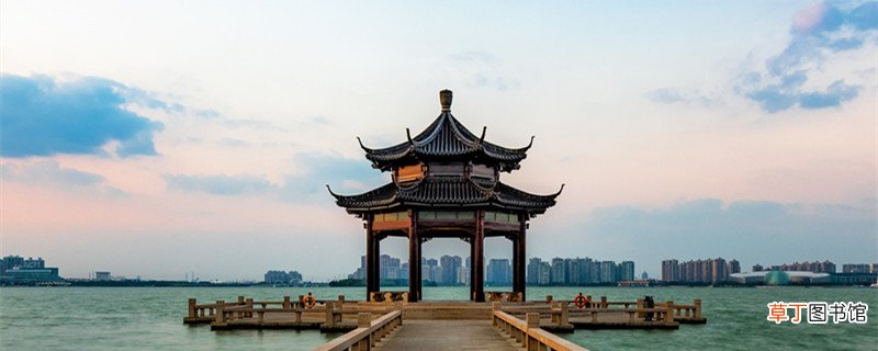 贾岛推敲文言文翻译注释 贾岛推敲译文