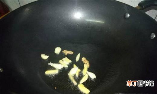 蒲瓜炒肉的家常做法