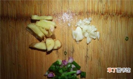 竹笋炒肉的做法