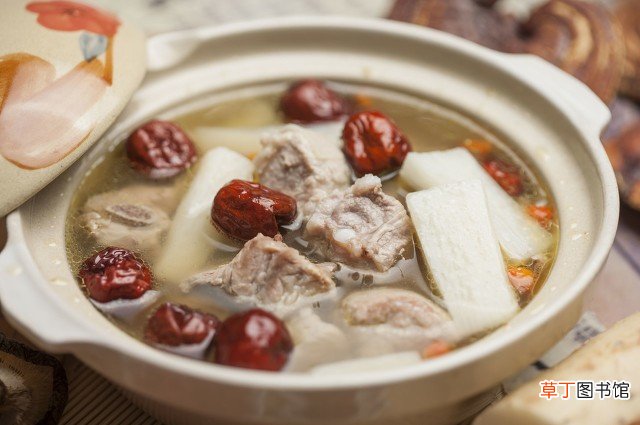 黑豆花生排骨汤的做法,滋补肾脏还需这样炖煮