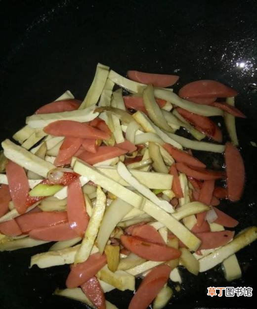 香干火腿肠炒杏鲍菇的做法