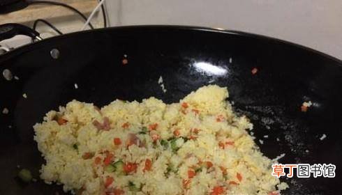 培根蔬菜炒饭的制作方法