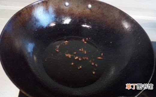 杏鲍菇圆葱炒肉的家常做法