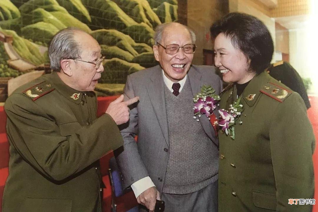 裘法祖和吴孟超什么关系 裘法祖的学生有哪些院士