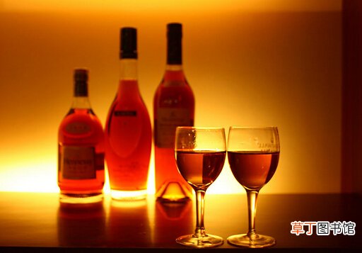 怎么开红酒？没有开瓶器怎么开红酒？