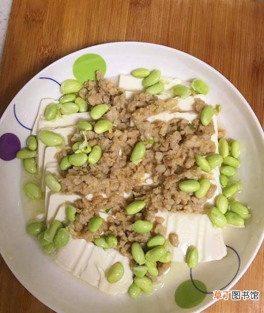 肉糜木耳毛豆米蒸豆腐的家常做法