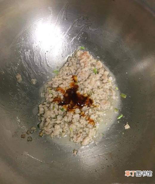 肉糜木耳毛豆米蒸豆腐的家常做法