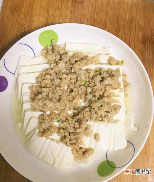 肉糜木耳毛豆米蒸豆腐的家常做法
