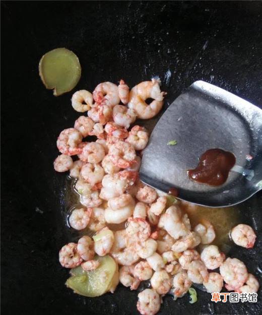 虾仁炒青椒的家常做法