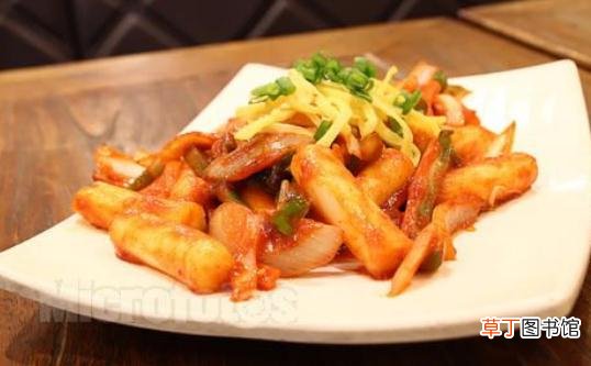 炒菜后不刷锅接着炒？易致癌！