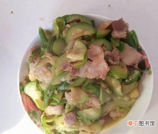 家常菜,青椒炒荀瓜清凉夏季菜