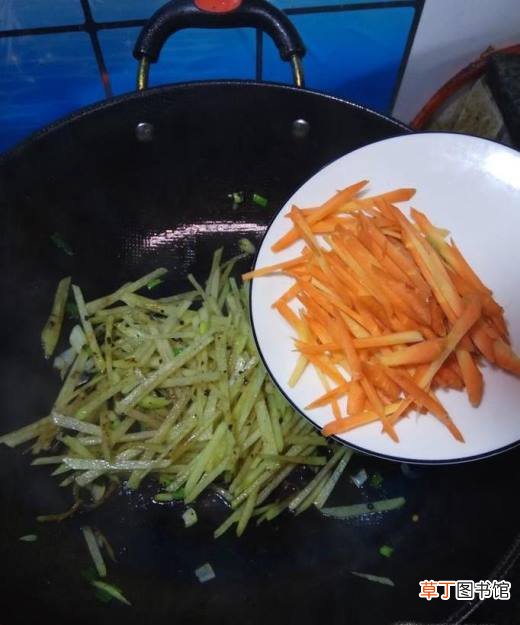 怎样做美味的豆豉炒胡萝卜白萝卜？