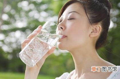 人不吃饭只喝水能活几天-人不吃饭只喝水可以维持多久