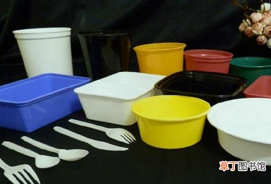 塑料餐具如何消毒？能在微波炉中加热吗