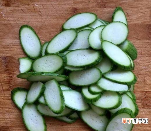 五花肉片炒丝瓜的家常做法