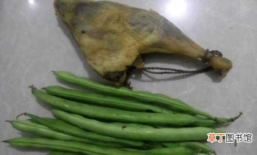 四季豆炒腊鸭的做法