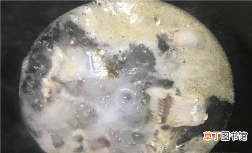 家常鱼汤怎么做好喝呢？