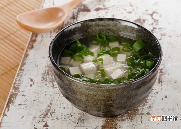 青菜豆腐汤有什么功效,怎么做最营养？赶紧告诉家长