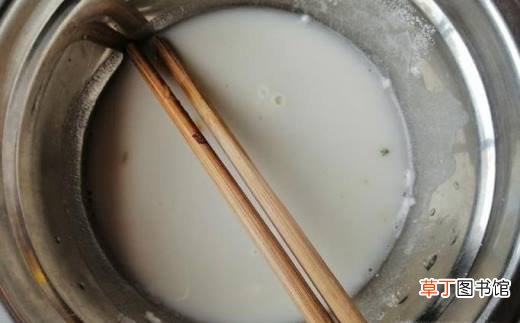 萝卜豆腐芹菜叶子汤的做法