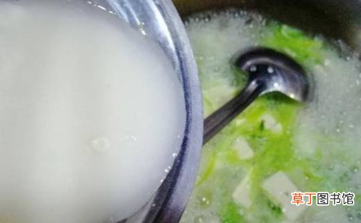 萝卜豆腐芹菜叶子汤的做法