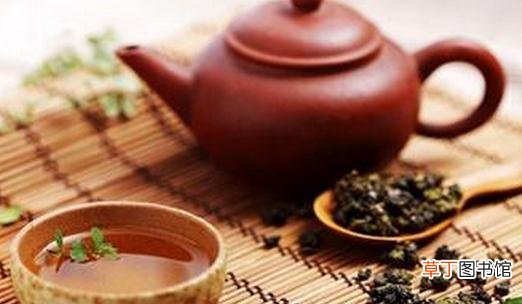 隔夜茶并非毒如蛇 跳出误区功效多