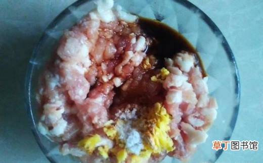 肉末蒸腐竹的做法