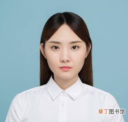 齐刘海证件照如何露眉