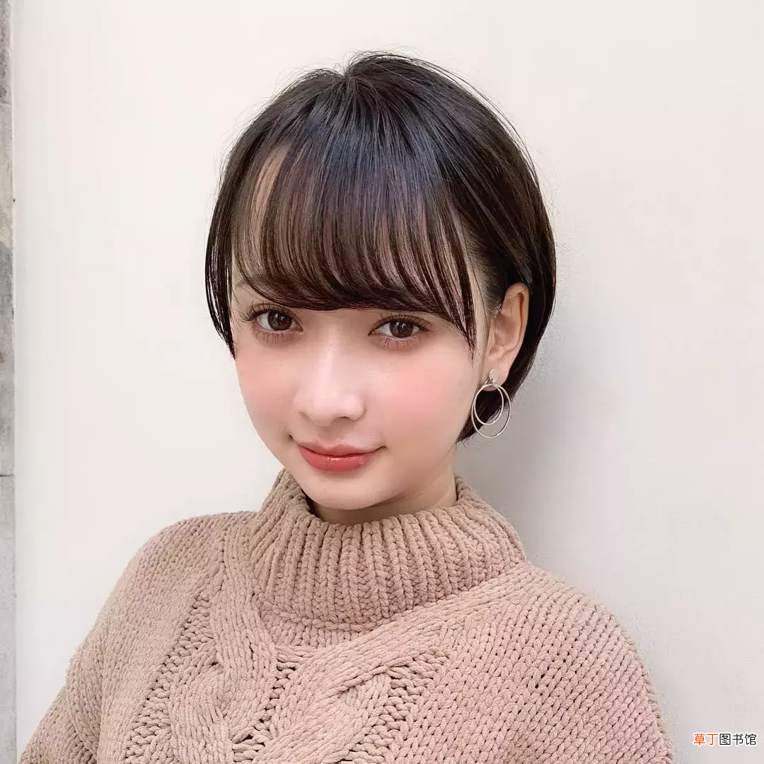 最适合大脸的流行发型 脸大适合的发型