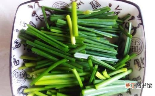 韭菜苔爆炒榄角瘦肉丝的做法